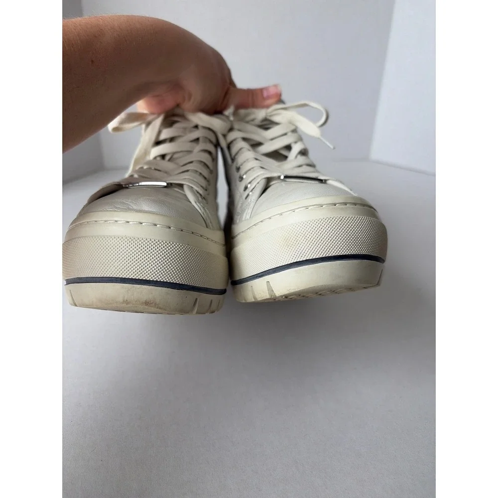 J/Slides NYC Women Off White Leather High Top Platform Sneakers Size 6 Lug Sole